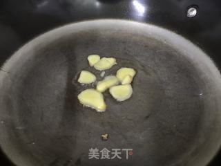 洋葱焖鸡翅的做法步骤：4