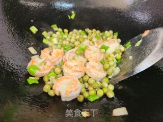 豌豆虾仁的做法步骤：6