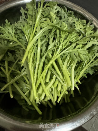 上汤皇帝菜的做法步骤：1
