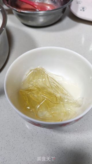 草莓慕斯蛋糕的做法步骤：13