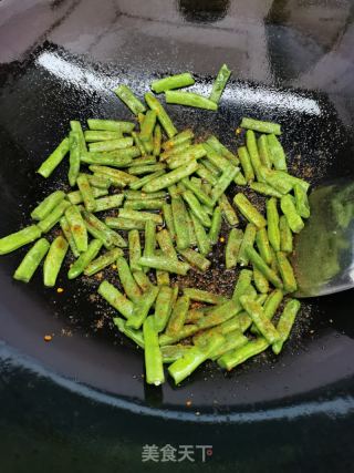 香辣四季豆的做法步骤：8