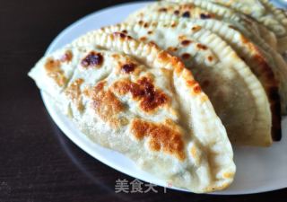 荠菜盒子的做法步骤：8