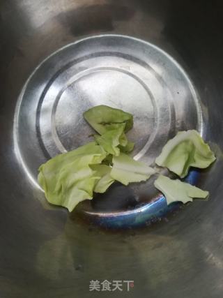 红烧肉炒包菜的做法步骤：4