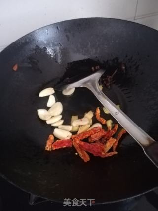 电饭锅版的红烧肉的做法步骤：4