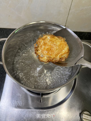 裙带菜菌菇鸡蛋牛肉汤的做法步骤：6