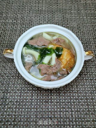裙带菜菌菇鸡蛋牛肉汤的做法步骤：12