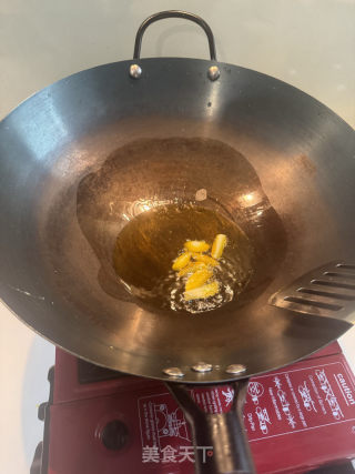 炝炒南瓜叶的做法步骤：1