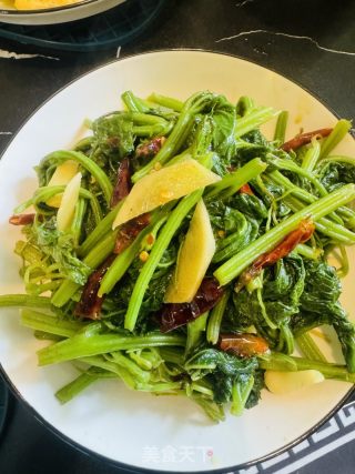 炝炒南瓜叶的做法步骤：6