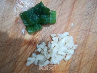 酸辣土豆丝的做法步骤：1