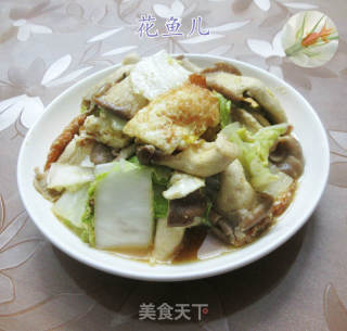秀珍菇鸡蛋炒大白菜的做法