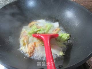 秀珍菇鸡蛋炒大白菜的做法步骤：5