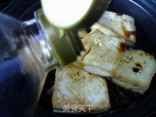 梅干菜豆腐鸡爪煲的做法步骤：9