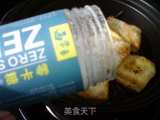 梅干菜豆腐鸡爪煲的做法步骤：11