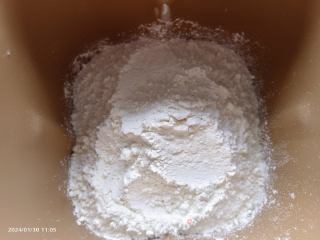 东菱面包机之提子吐司面包的做法步骤：6