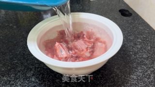 糯米蒸排骨的做法步骤：1
