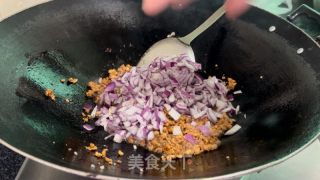 洋葱肉馅发面饼的做法步骤：8