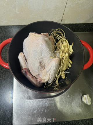 鲜人参鸡汤的做法步骤：3