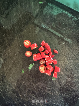 生腌三目蟹的做法步骤：3