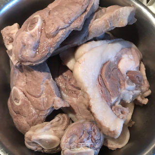 清炖羊后腿肉的做法步骤：4