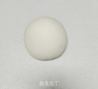 薄如蝉翼之春饼的做法步骤：1