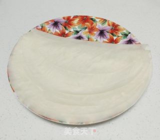 薄如蝉翼之春饼的做法步骤：10