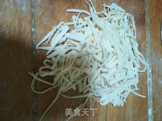 手工哨子面的做法步骤：9
