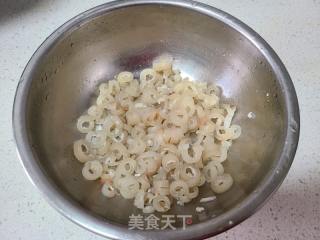 芹菜炒猪皮的做法步骤：5