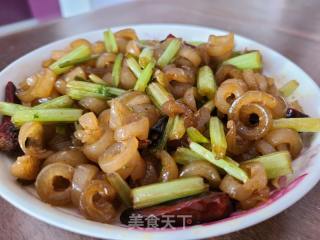 芹菜炒猪皮的做法步骤：9