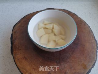 鸡翅烧土豆的做法步骤：3