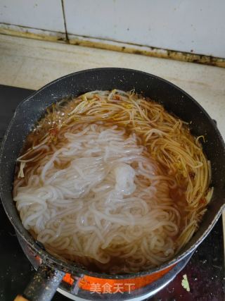 酸辣牛肉粉的做法步骤：8
