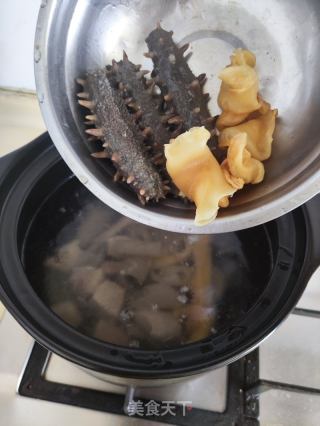 海参花胶爪爪汤的做法步骤：6