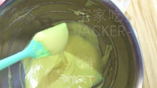 抹茶脆壳巧克力布朗尼，甜蜜白巧、奶香奶酪，集奶香和茶香于一身。的做法步骤：2