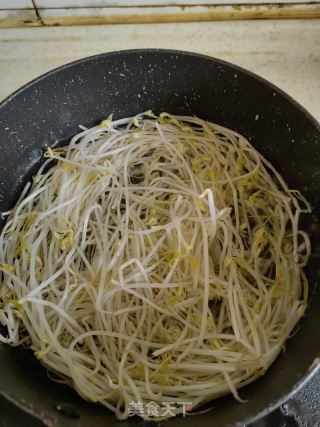 酸菜粉丝汤的做法步骤：3