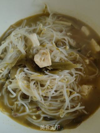 酸菜粉丝汤的做法步骤：7
