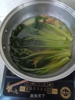 如何煮出鲜甜的菜心（连老奶奶都可以吃！）的做法