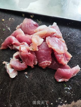 蕃茄肉片汤的做法步骤：2