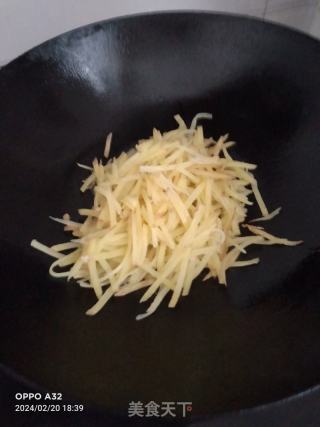 酸辣土豆丝的做法步骤：7