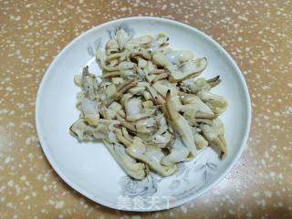 葱姜炒蛏子的做法步骤：6