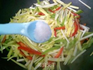 双椒炒韭黄的做法步骤：6