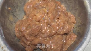 青椒肉丝的做法步骤：1