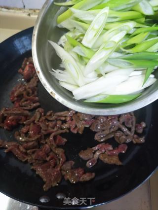 大葱炒羊肉的做法步骤：7
