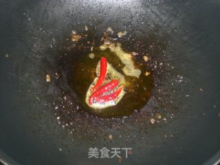 蒜薹炒鱿鱼的做法步骤：3