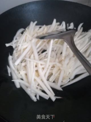 素炒恰马古的做法步骤：3