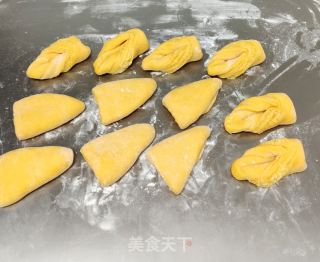 椰蓉叶子面包的做法步骤：11