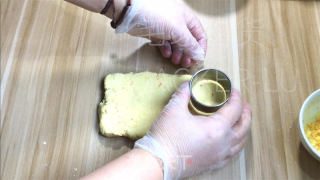 香橙奶油司康，香甜橙香和奶油浓郁，带来丰富层次感。的做法步骤：15