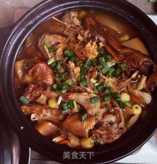 萝卜鸭架菌汤的做法步骤：3