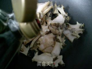 韭黄炒鲍鱼的做法步骤：7