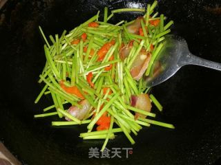 腊肉泥蒿的做法步骤：4