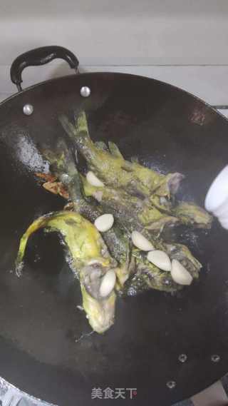 红烧弯丫鱼的做法步骤：5