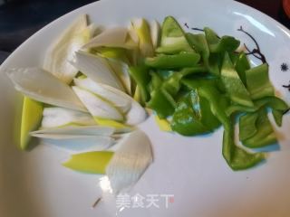 葱椒竹蛏的做法步骤：3